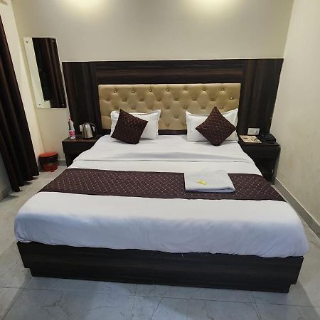 Airport Hotel Ivy With Free Airport Transfr نيودلهي المظهر الخارجي الصورة
