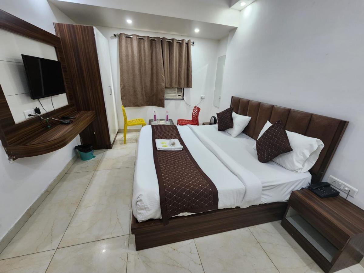 Airport Hotel Ivy With Free Airport Transfr نيودلهي المظهر الخارجي الصورة