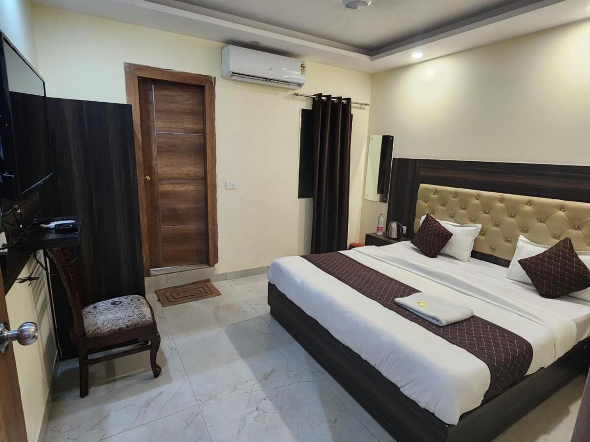 Airport Hotel Ivy With Free Airport Transfr نيودلهي المظهر الخارجي الصورة