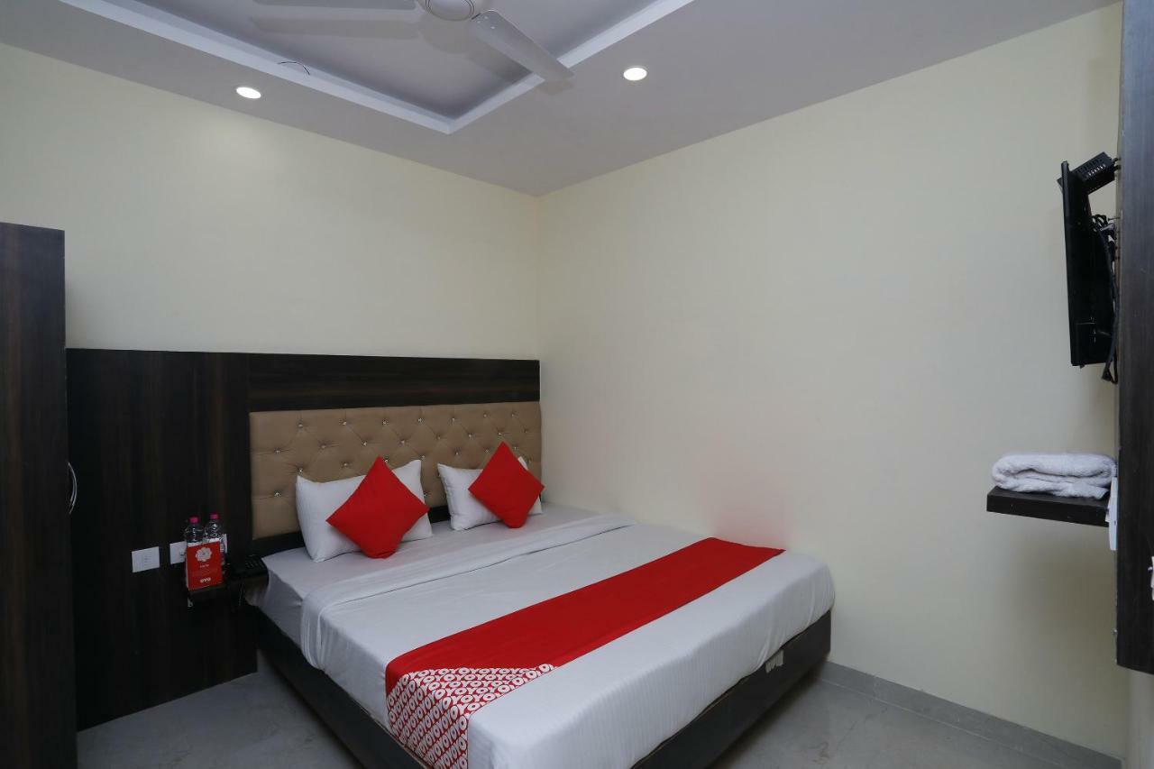Airport Hotel Ivy With Free Airport Transfr نيودلهي المظهر الخارجي الصورة